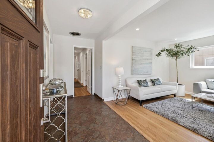 Property Photo:  961 East San Marcos Circle  CA 94043 