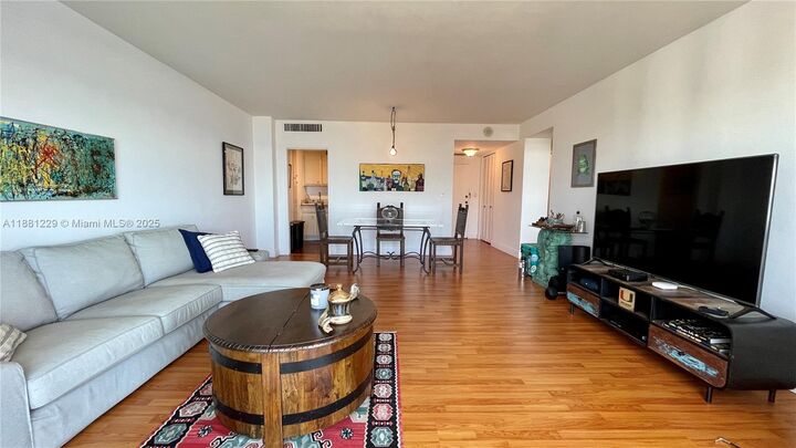 Property Photo:  2451 Brickell Ave 9C  FL 33129 
