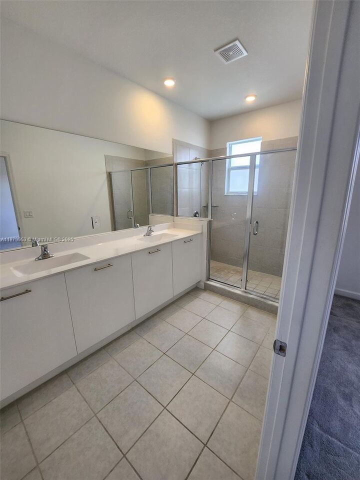 Property Photo:  12525 NW 23rd Pl 12525  FL 33167 