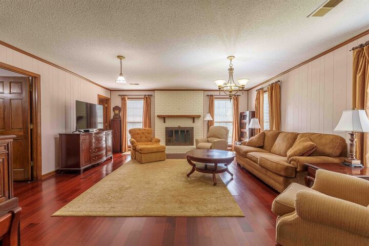 Property Photo:  102 Birch Run  AL 35633 - FLORENCE 