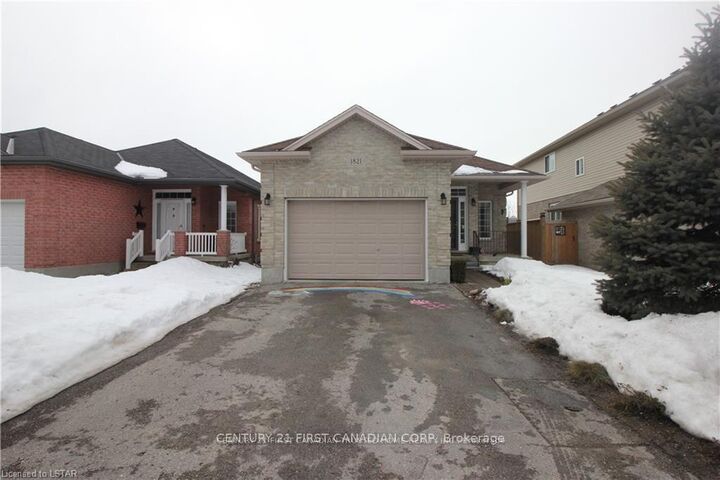 Property Photo: 1821 Dalmagarry Road ON N6G 0A6