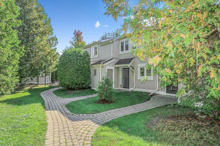 Property Photo: 524 Oxbow Crescent ON L9Y 5B4
