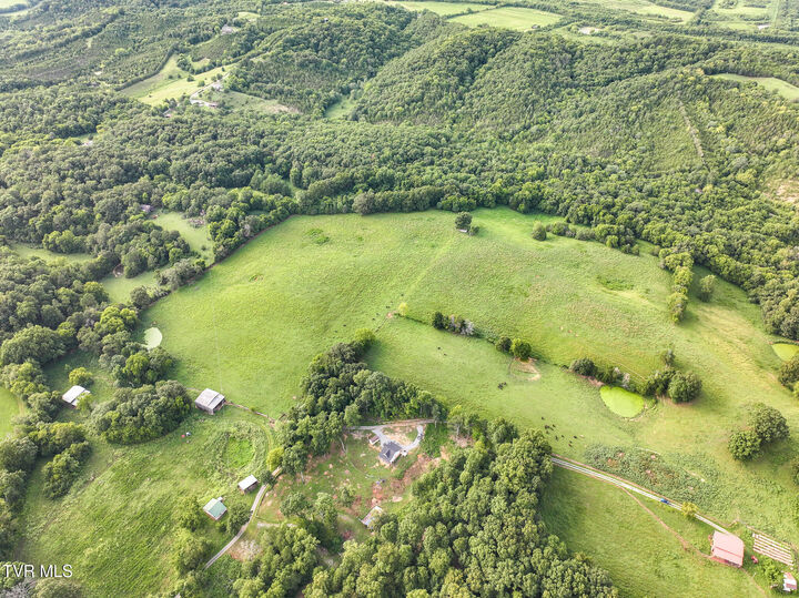 Property Photo:  165 Stoney Cove  TN 37809 