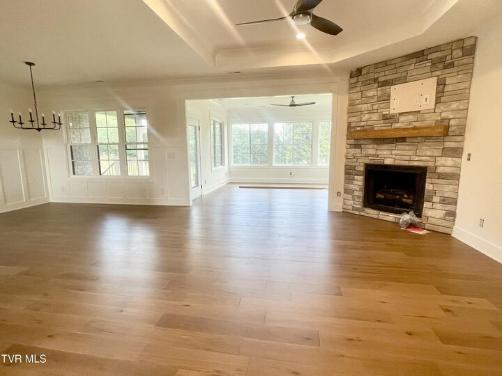 Property Photo: 60 Glaze Farm Way TN 37601