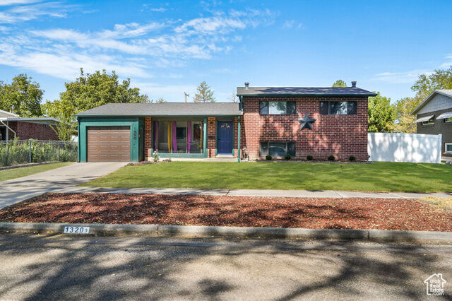 Property Photo:  1320 W Sunset Dr  UT 84116