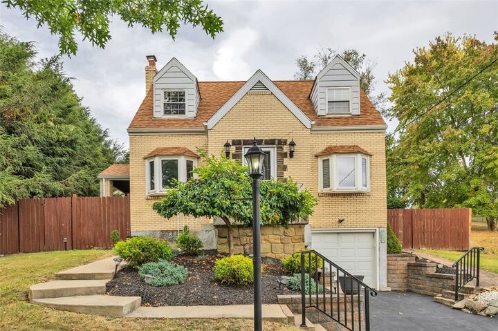 Property Photo:  32 Wayne Ave  PA 15644
