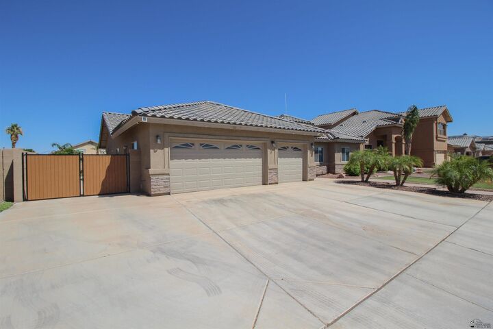 Property Photo: 4334 W 24 Pl AZ 85364