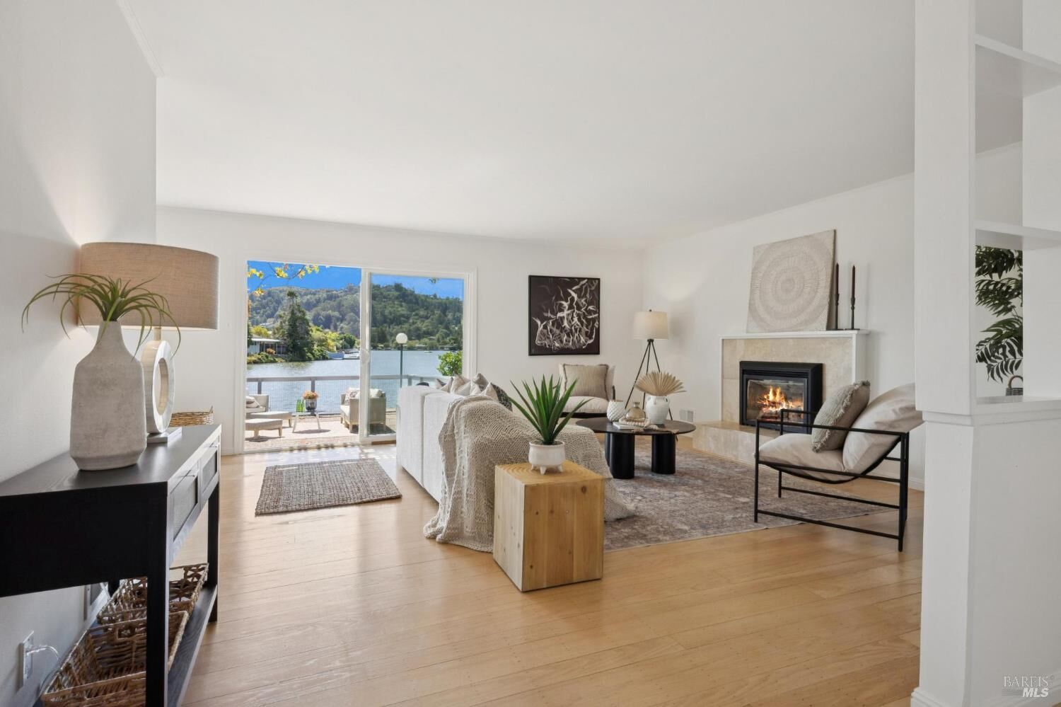 Property Photo: 18 Chickasaw Court CA 94925