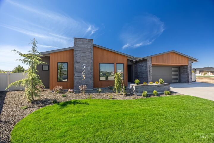 Property Photo:  583 N Pembina Place  ID 83616 