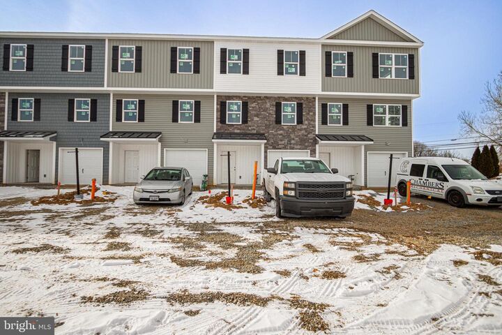 19 Landing Place 19  York PA 17408 photo