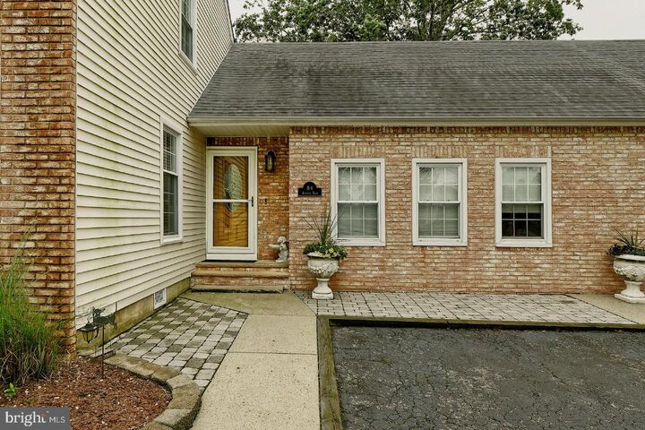 Property Photo:  84 Jennings Road  NJ 08050 