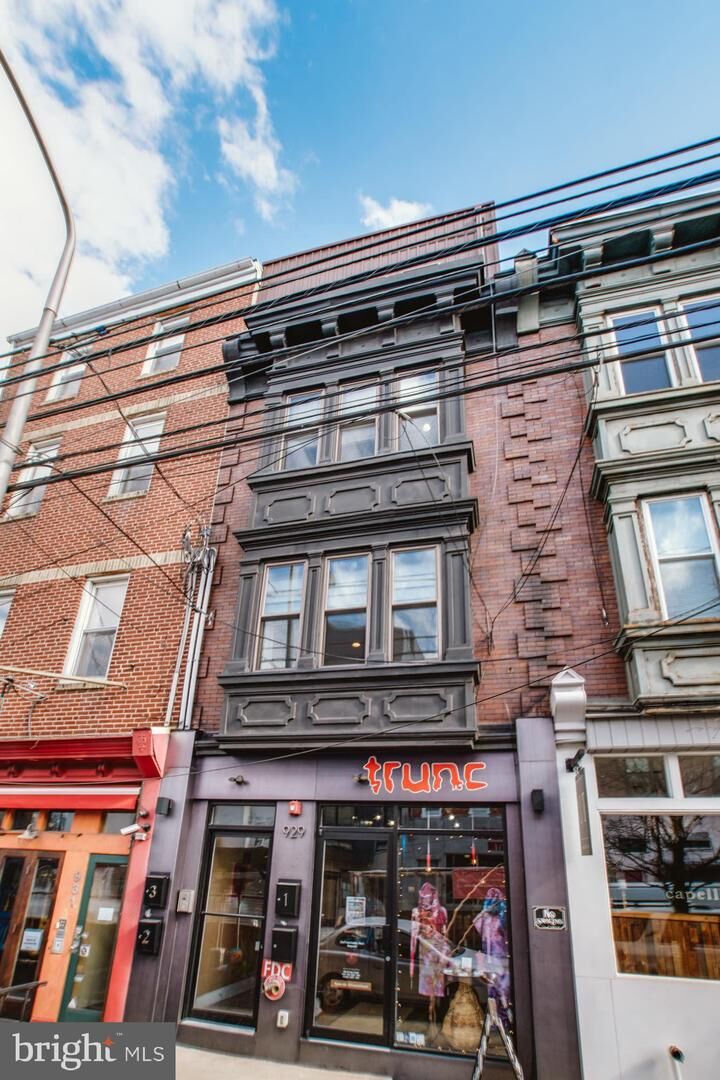 Property Photo: 929 N 2nd Street 1 PA 19123