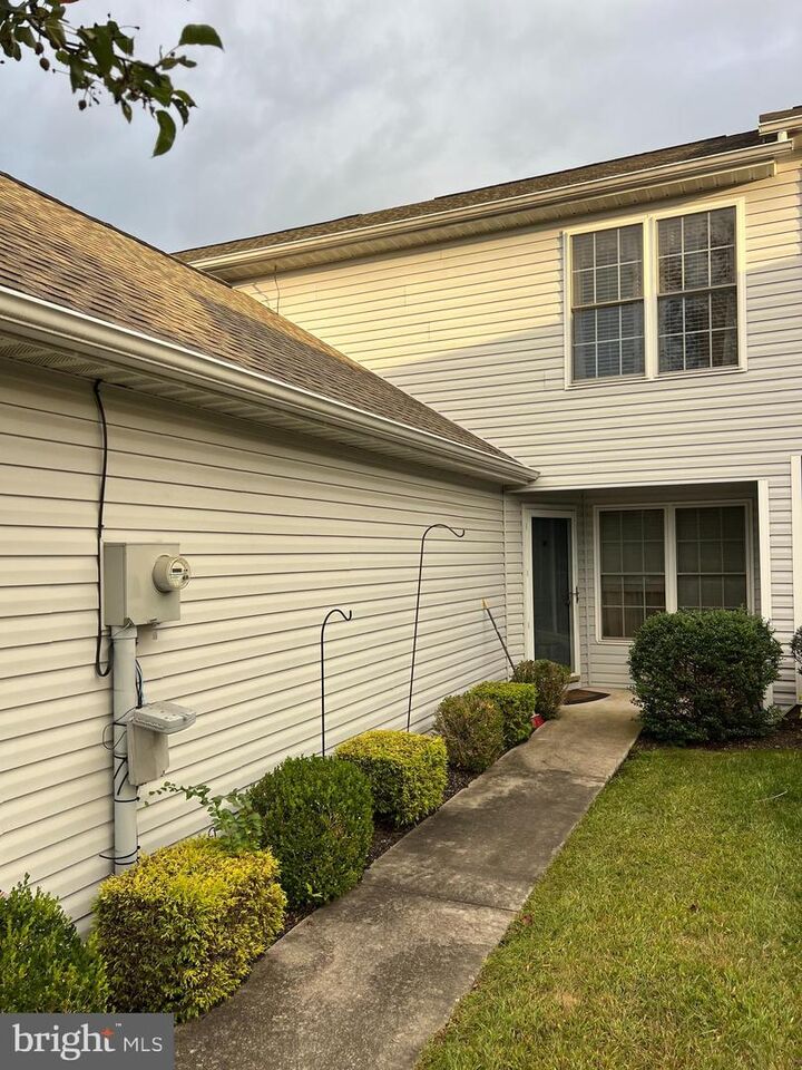 Property Photo:  633 Canvasbach Drive  PA 17319 