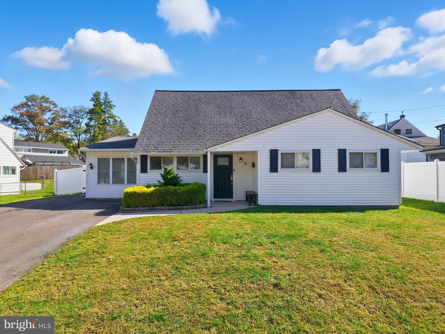Property Photo:  18 Harvest Road  PA 19056 