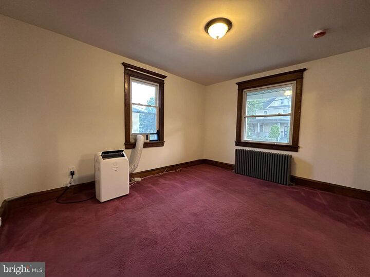 Property Photo:  211 Newton Avenue  NJ 08107 