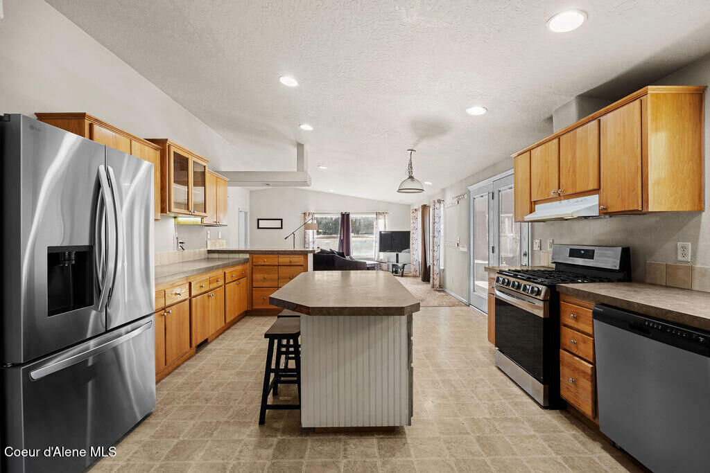 Property Photo: 2332 W Smoke Tree Ave ID 83801