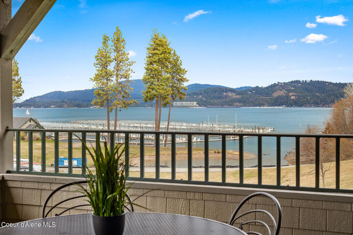 Property Photo:  4732 S Arrow Point Dr #101  ID 83833 