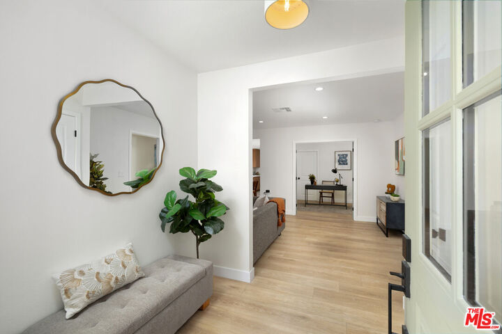 Property Photo: 4053 1/2 Huron Ave CA 90232
