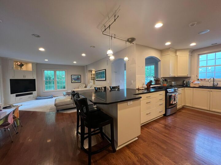 Property Photo: 2605 Kent Road OH 43221