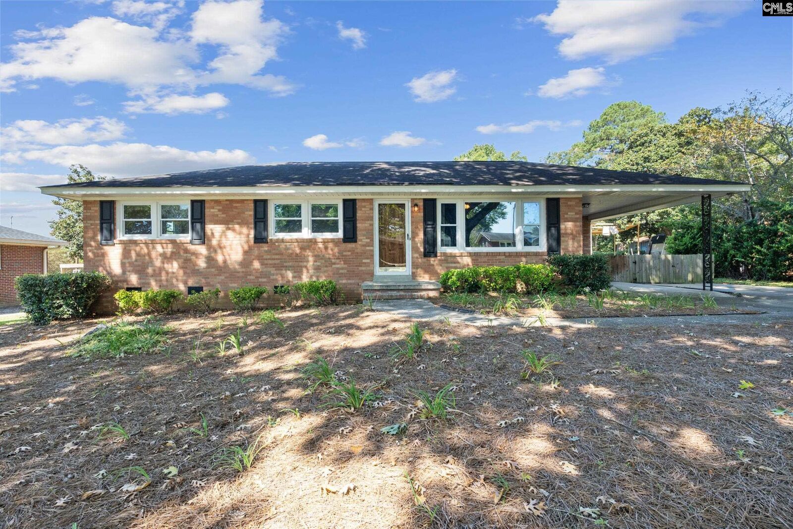 Property Photo:  909 Eastmont  SC 29209 