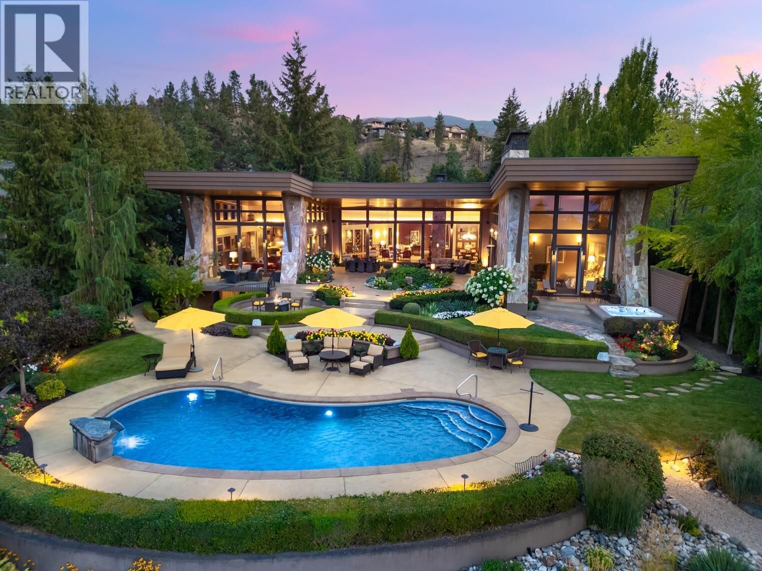 Property Photo: 704 Barnaby Road BC V1W 4N9