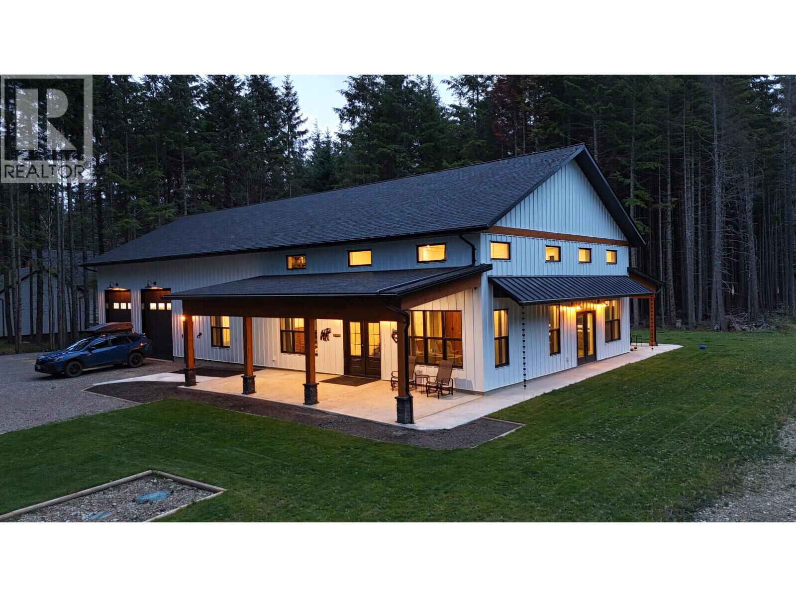 Property Photo:  324 Loganberry Avenue  BC V8C 0B6 