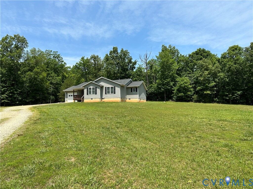 Property Photo:  594 Landing Road  VA 23901