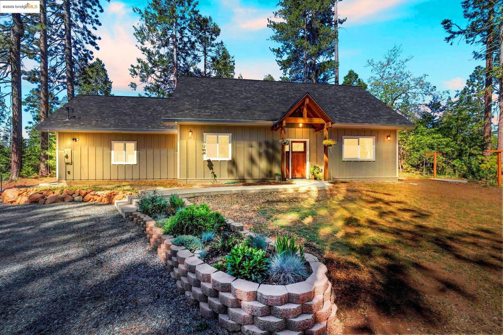 Property Photo: 24306 White Fir Dr CA 95383