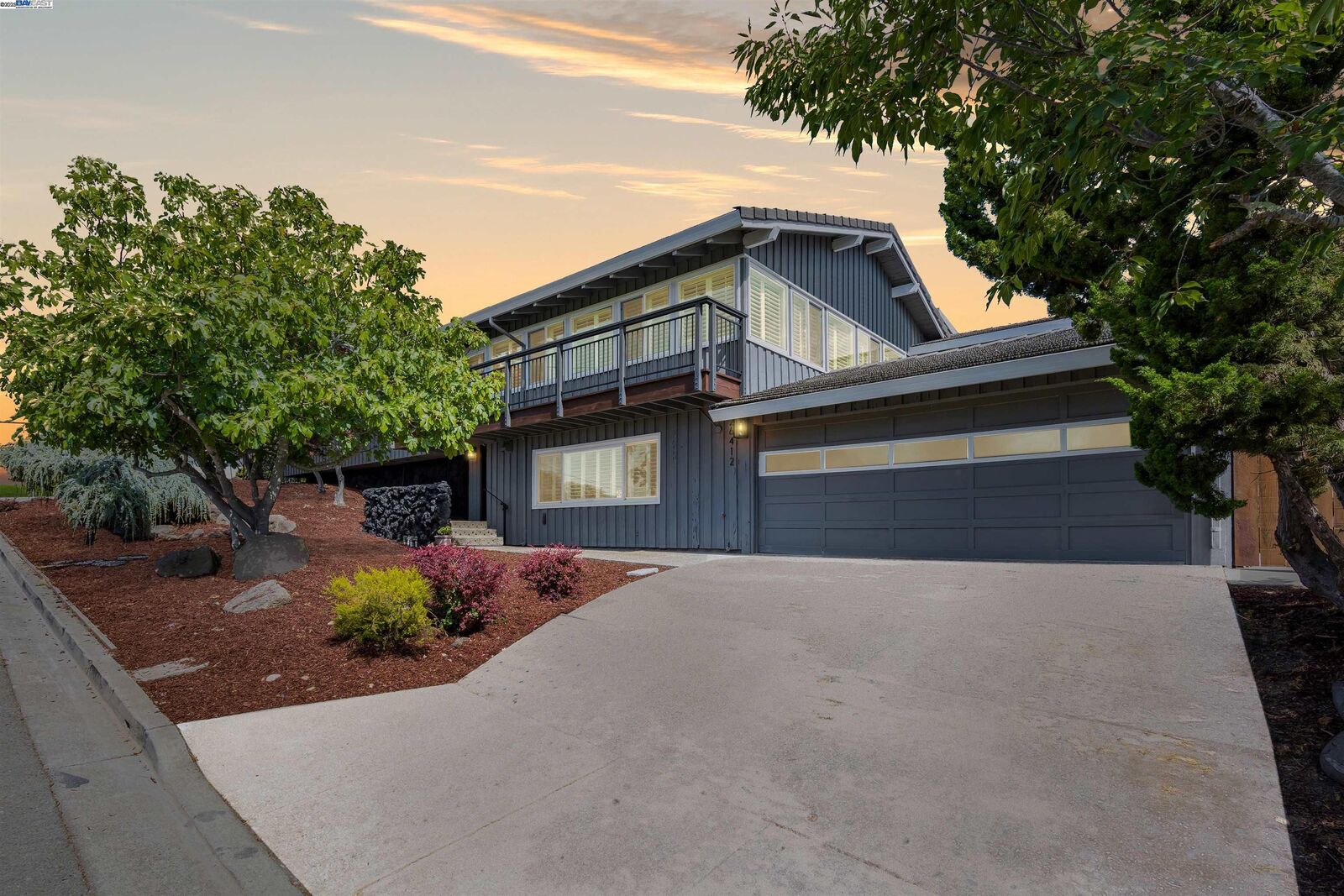 Property Photo:  26412 Chatham Ct  CA 94542 