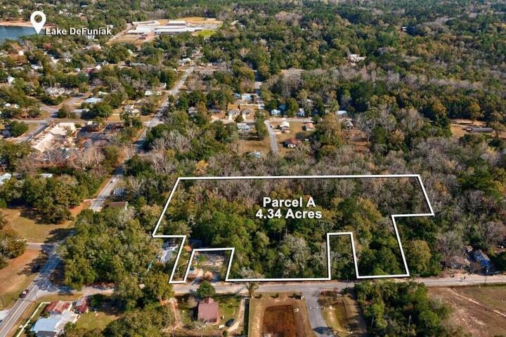 Property Photo:  122 Bruce Avenue  FL 32435 