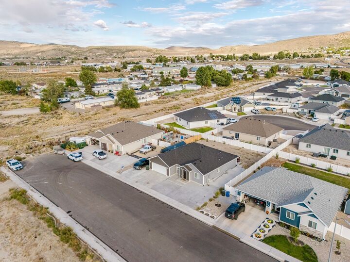 Property Photo: 1714 Opal Drive NV 89801