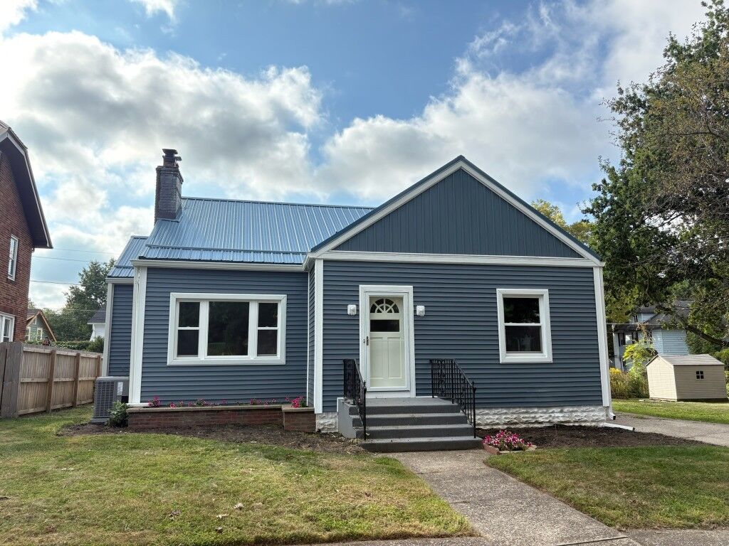 Property Photo:  141 W 37th Street  PA 16508 