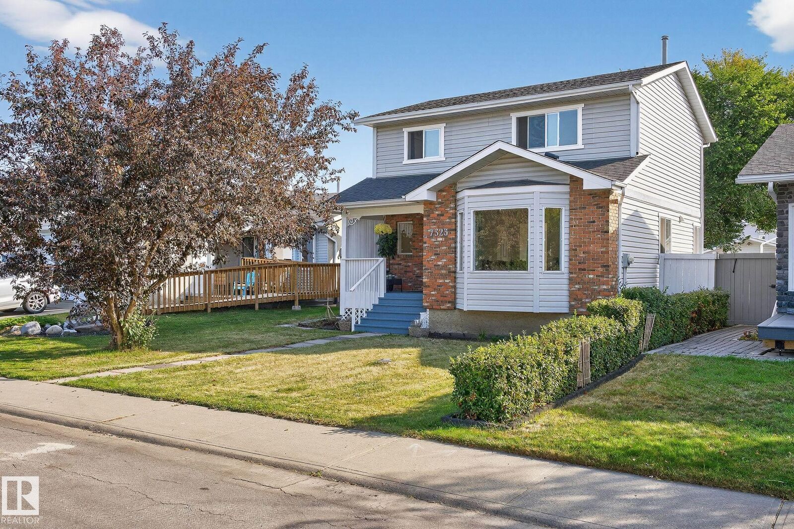 Property Photo:  7323 190 Street NW  AB T5T 5H1 