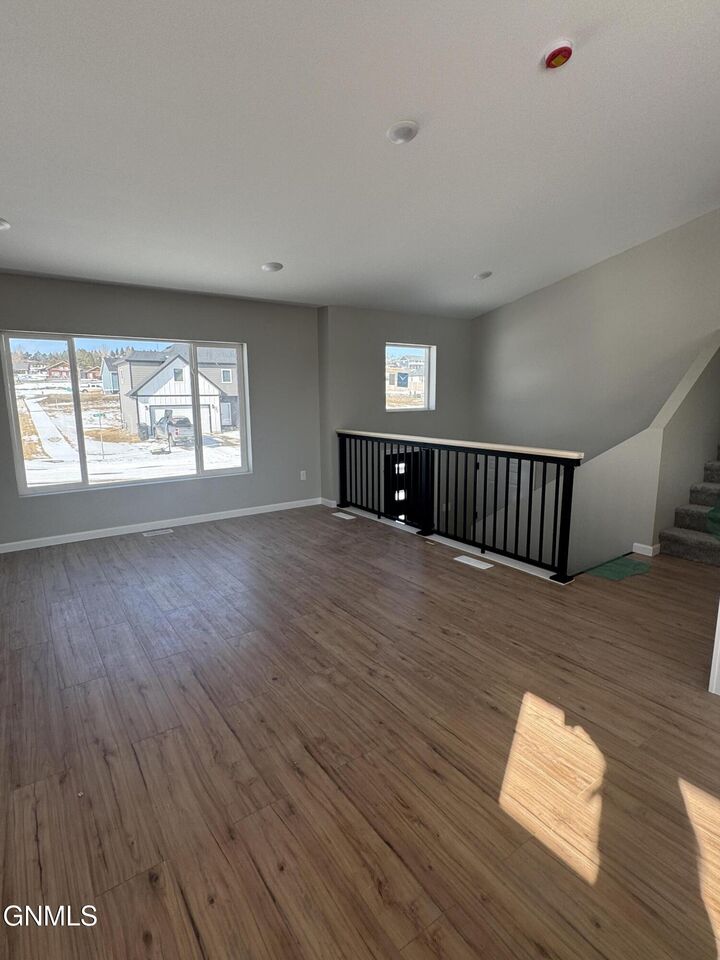 Property Photo:  1242 9th Street SW  ND 58854 