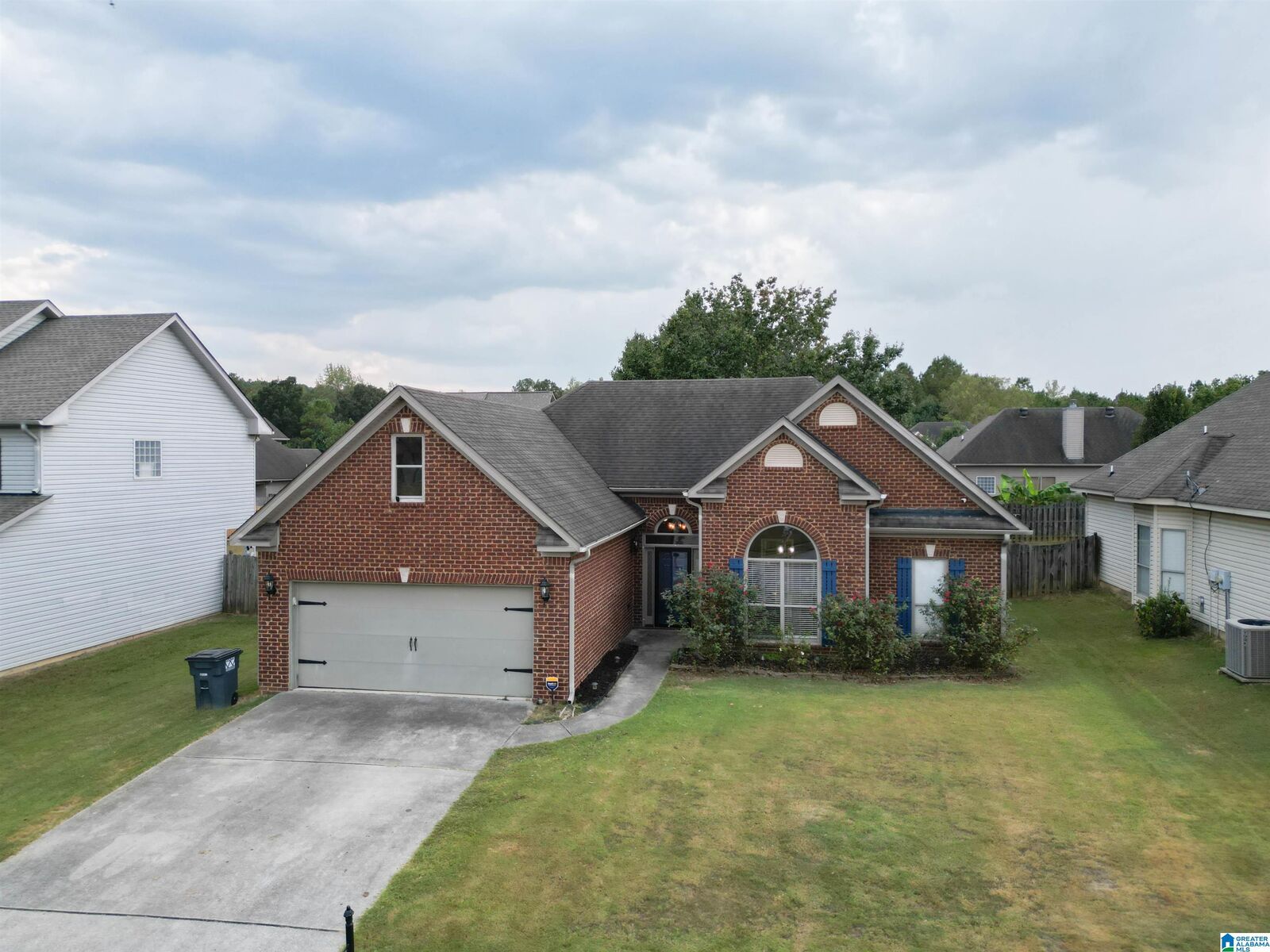 Property Photo:  3024 Stonecreek Trace  AL 35080 
