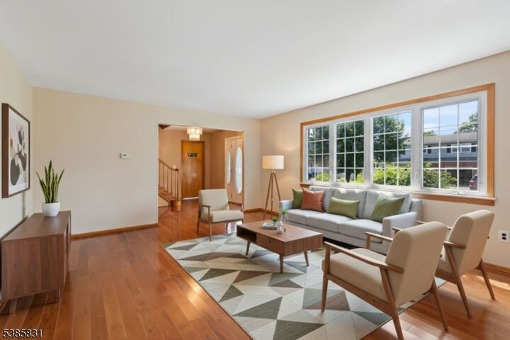 Property Photo:  14 Windsor Pl  NJ 07016 