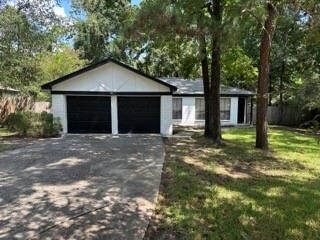 Property Photo:  24 E Bigelow Oak Court  TX 77381 