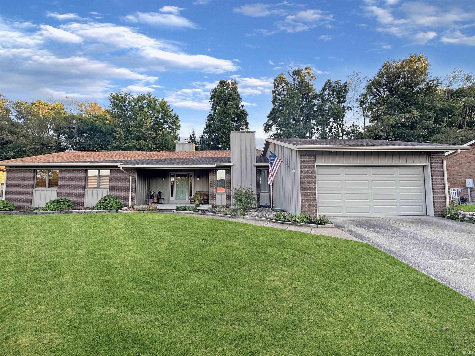 Property Photo: 7711 Woodland Drive IN 47630