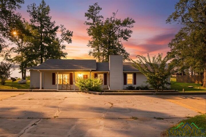 Property Photo: 613 Cr 1572 TX 75633