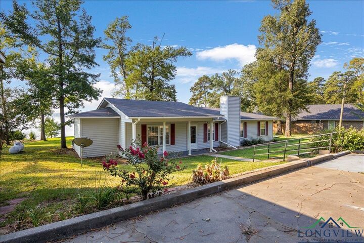 Property Photo:  613 Cr 1572  TX 75633 