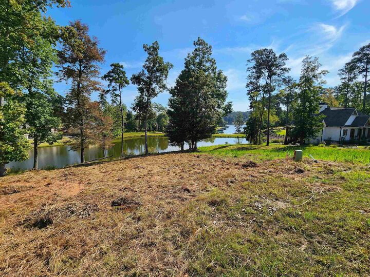 Property Photo:  1040 Osprey Circle  GA 30642 