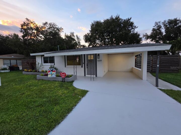 4209 Larkin Street  Sarasota FL 34232 photo