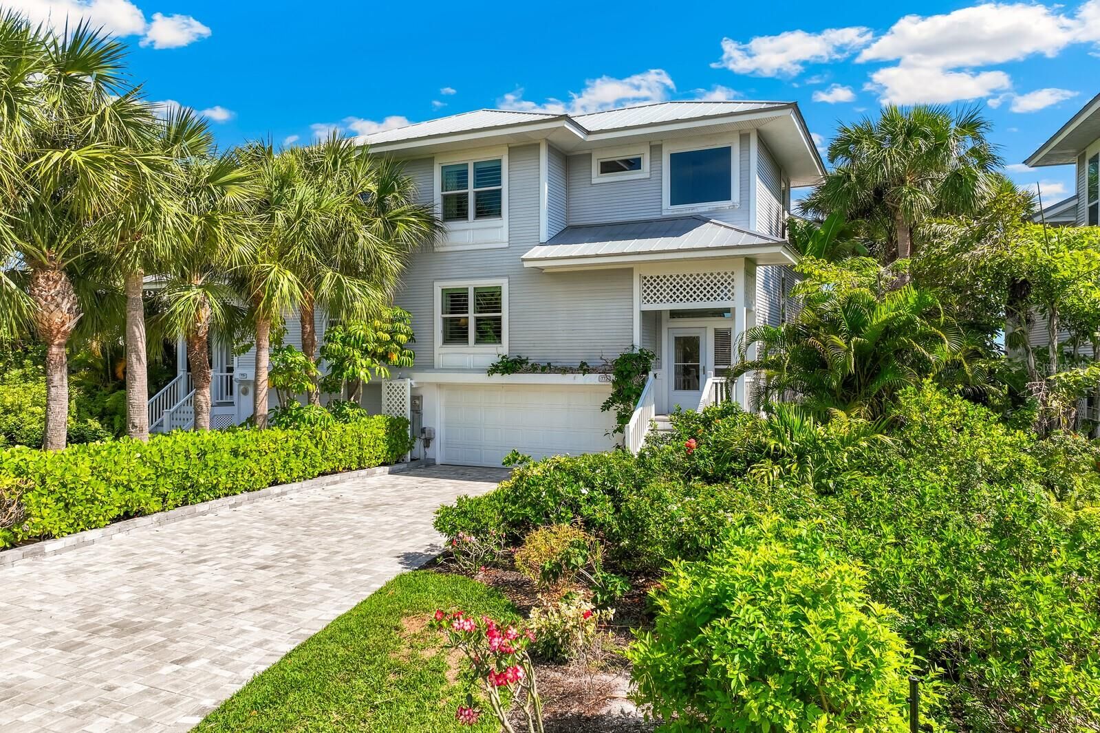 Property Photo: 772 South Bayou Drive FL 33921