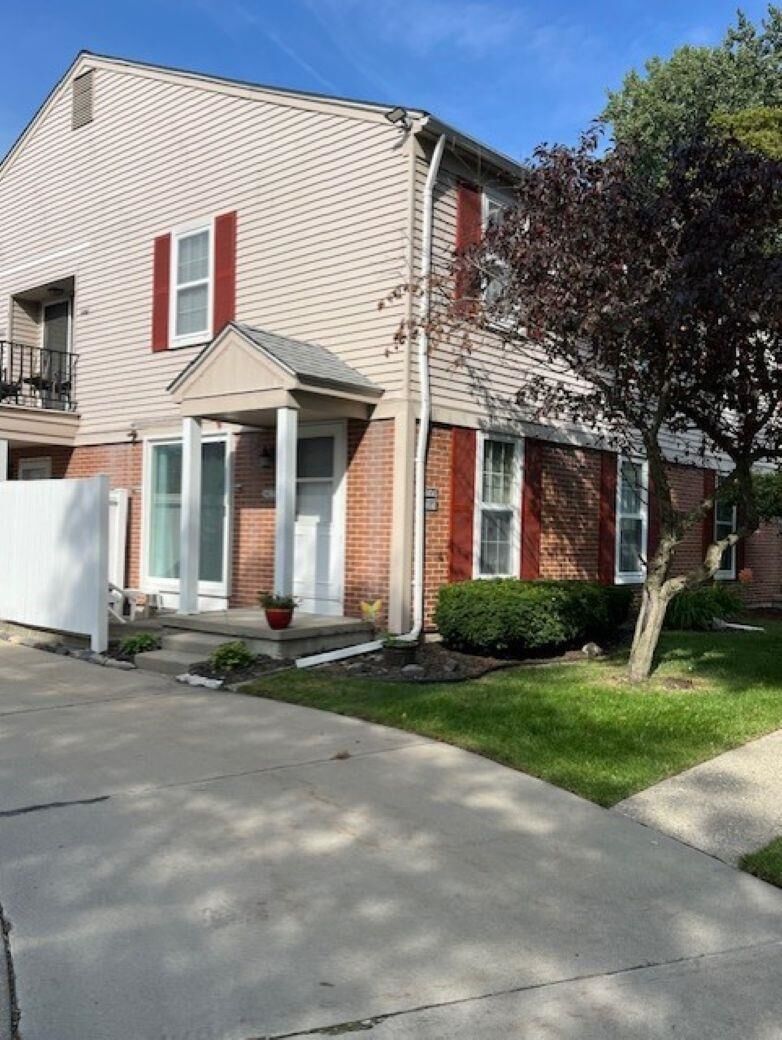 Property Photo:  24151 Meadow Bridge  MI 48035 