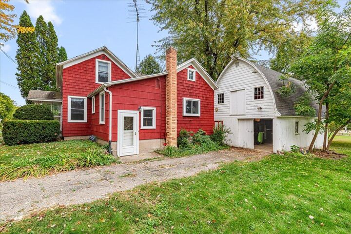 Property Photo:  487 Clay St  WI 54941 