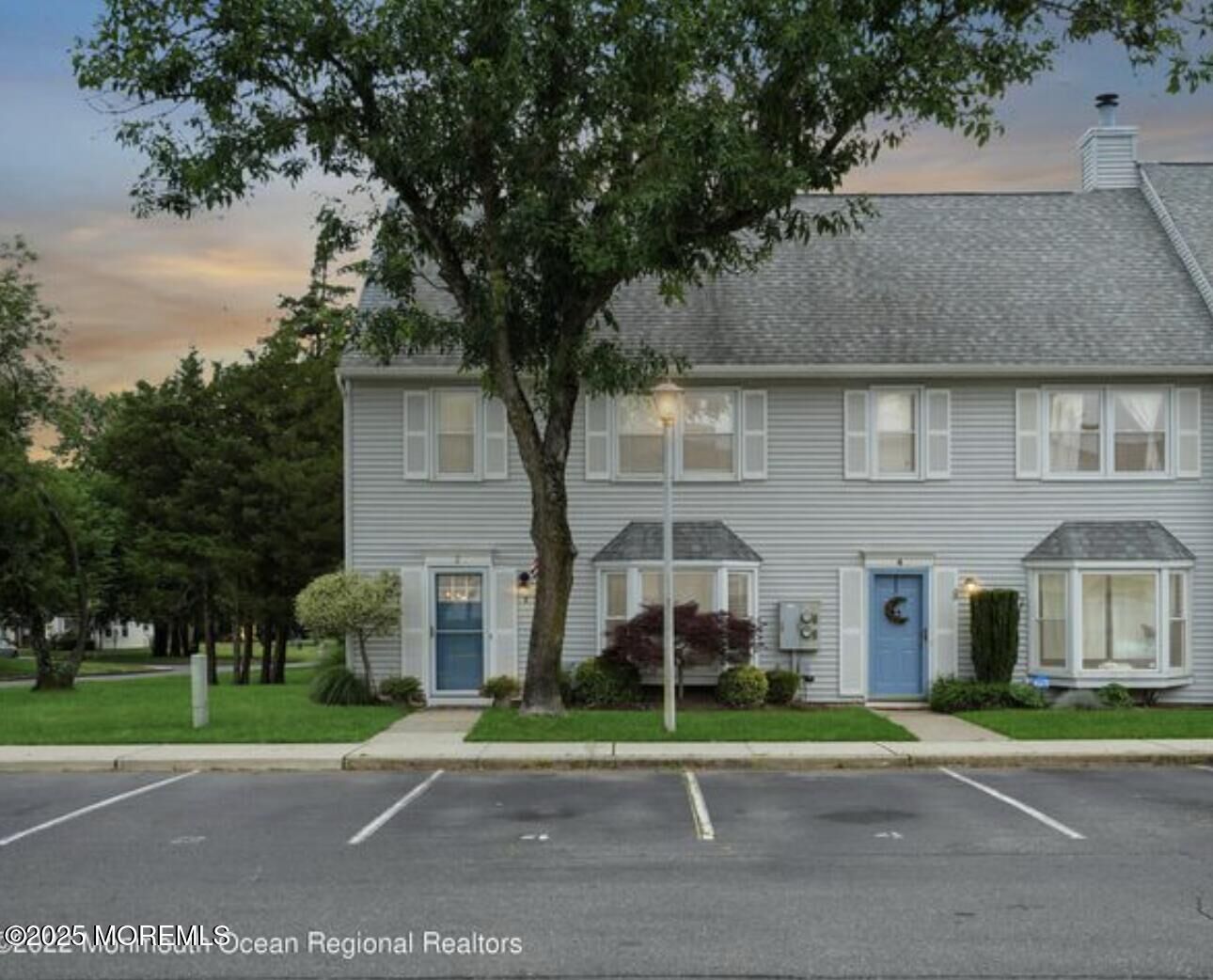 Property Photo: 4 Heritage Terrace NJ 08527