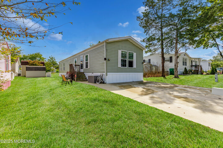 45 Beaver Avenue  Whiting NJ 08759 photo