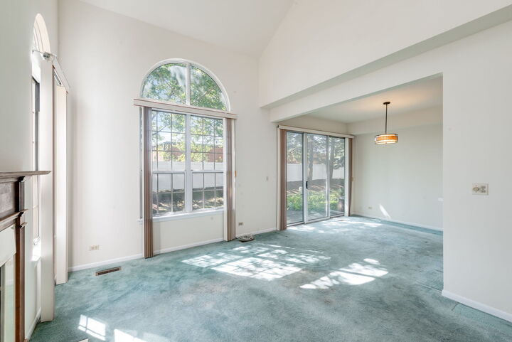 Property Photo: 1285 Cranbrook Drive IL 60193