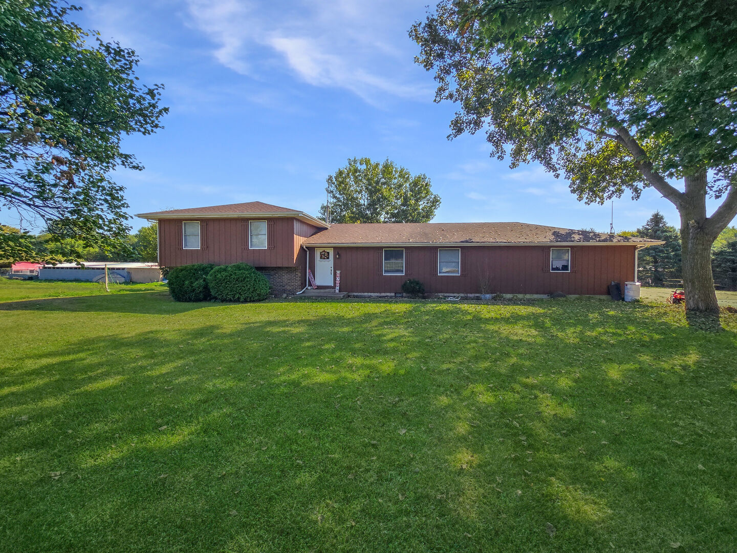 Property Photo:  934 Vilman Road  IL 60545 