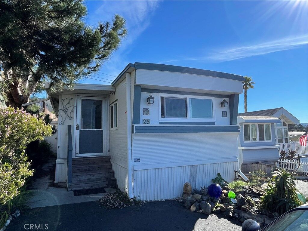 Property Photo:  190 Main Street 25  CA 93442 